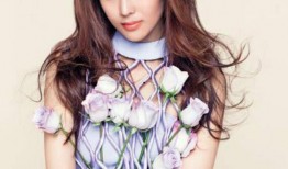 娱乐吃瓜女艺人喜欢显摆,揭秘娱乐圈“吃瓜女艺人”的显摆人生