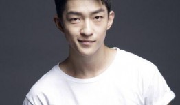 娱乐圈吃瓜王子奇王玉雯,娱乐圈吃瓜王子的瓜田传奇